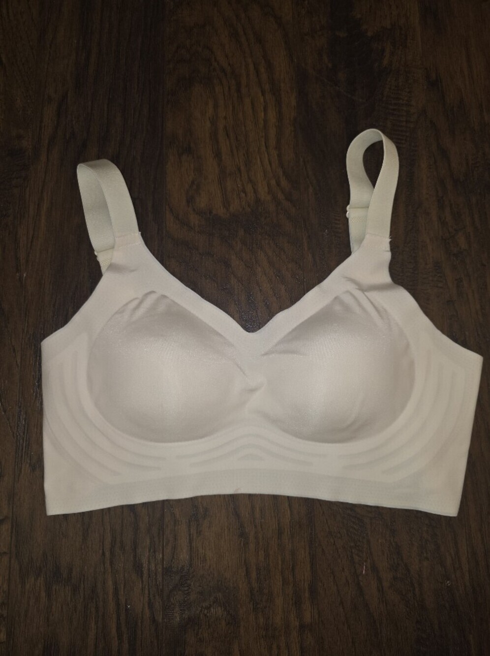 Wireless Cream Seamless Support Bra with Light Molding